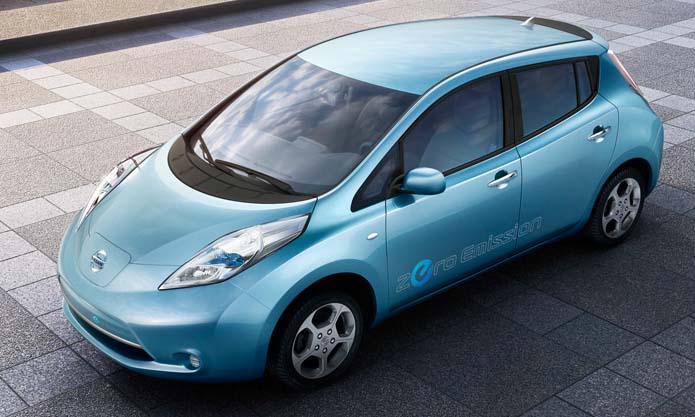 Nissan LEAF (Leading, Environmentally friendly, Affordable, Family car).