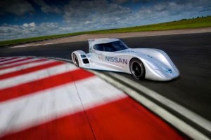 Nissan ZEOD RC will utilize the same lithium battery technology as used in the Nissan LEAF. 
