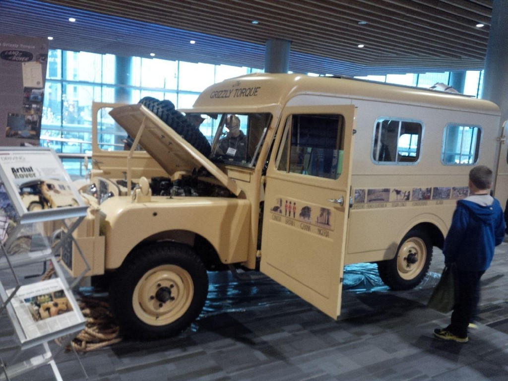 "Grizzly Torque" Land Rover Series 1, which was driven by Robert Bateman and Bristol Foster.
