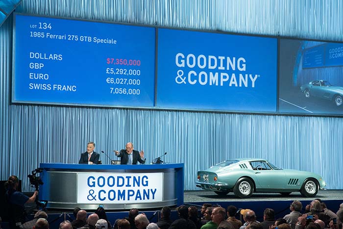 President David Gooding and Auctioneer Charlie Ross sell the 1965 Ferrari 275 GTB Speciale for a record price of $8,085,000.
Image copyright and courtesy of Gooding & Company. Photo by Jensen Sutta.