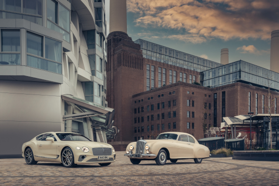 Modern R-Type pays homage to iconic R-Type Continental, JAS 949. Photo: courtesy Bentley.
